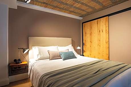 Apartment - Split Level