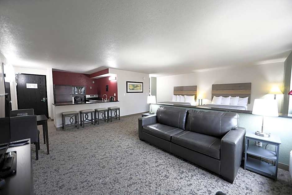 Quality Inn & Suites Mattoon South