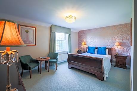 Superior Family Room