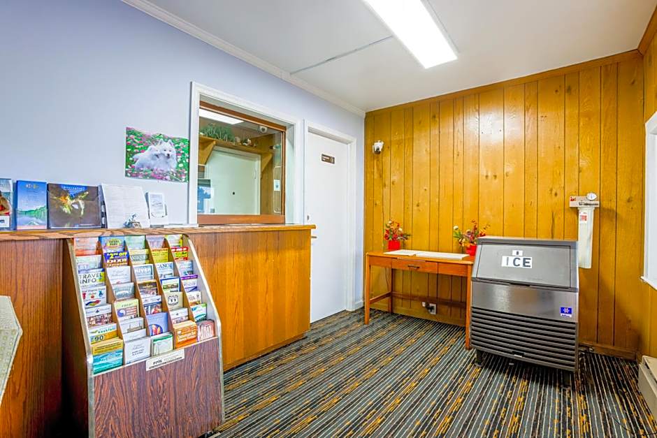 Relax Inn By OYO Natural Bridge I-81