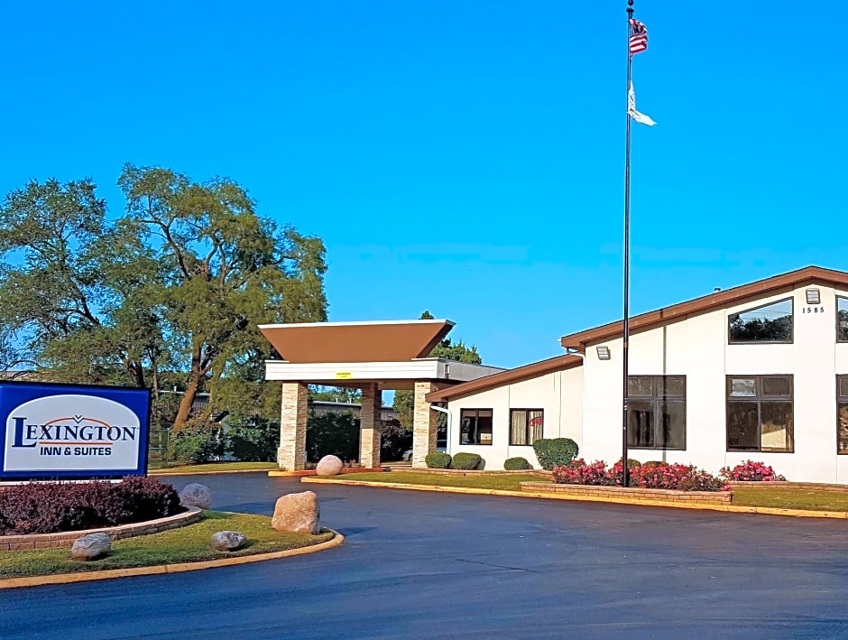 Lexington Inn & Suites NW Chicago Elgin