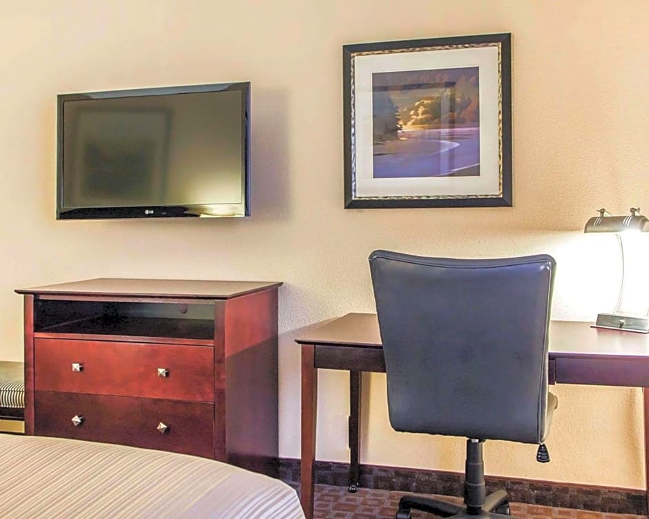 Quality Inn & Suites Peoria