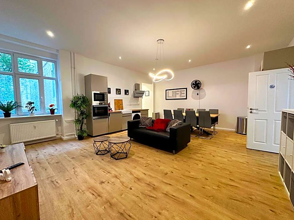 fairAPART 4 rooms apartment in heart of Berlin