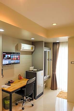 Standard King Room With Sofa