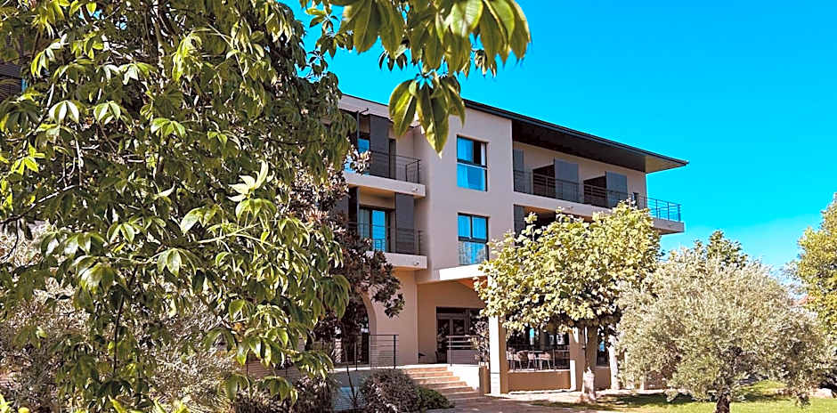 Hôtel Spa Restaurant La Madrague