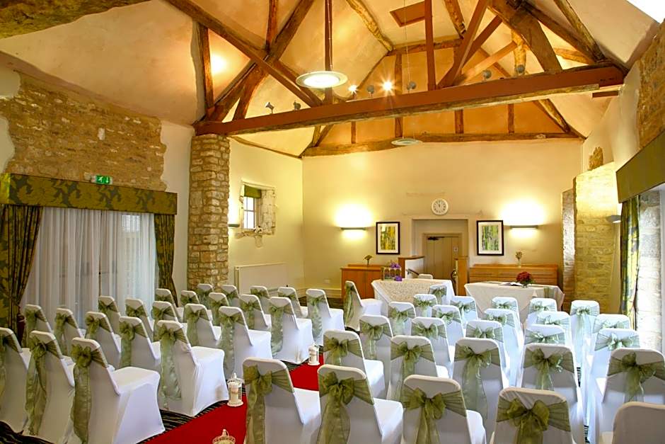 Voco Oxford Thames By IHG