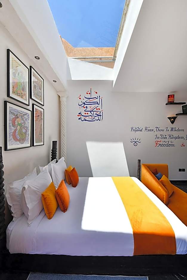 Oscar Hotel by Atlas Studios