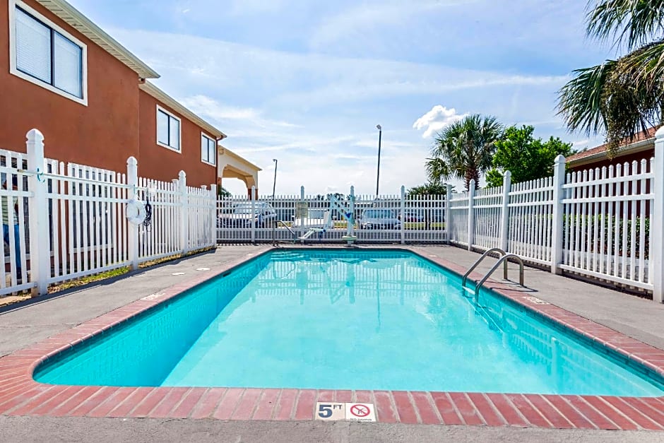 Days Inn by Wyndham Sulphur LA