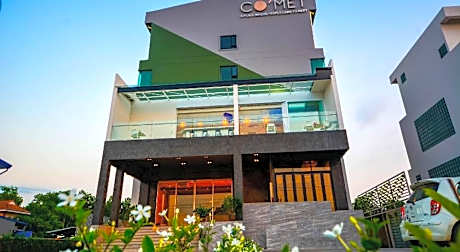 Comet Hotel Surat Thani