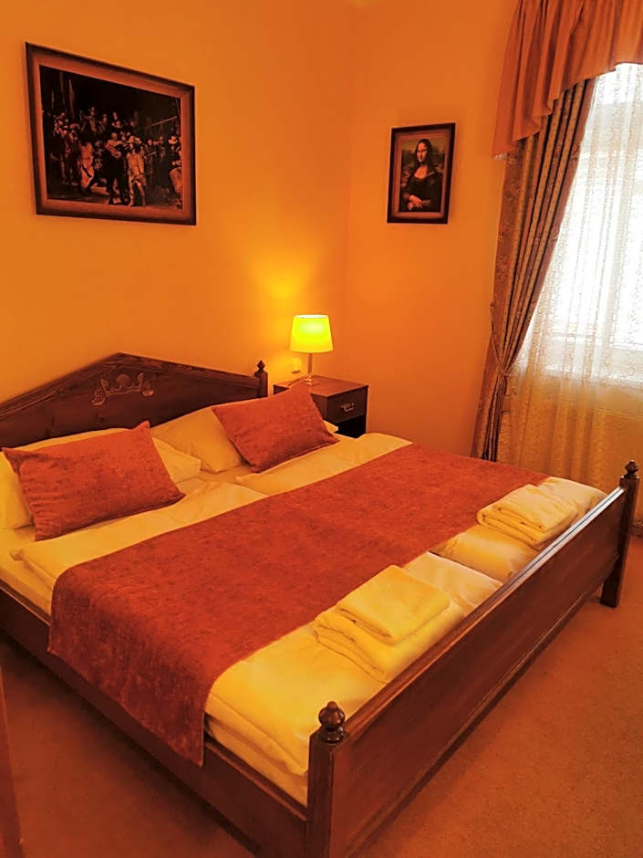 River Star Hotel