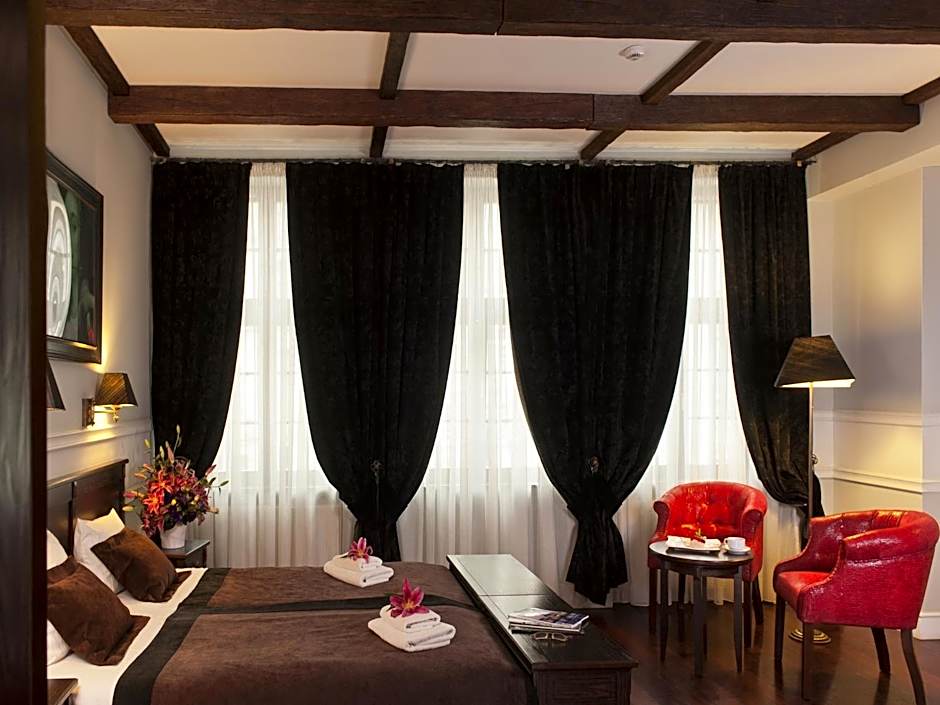 Hotel Holland House Old Town