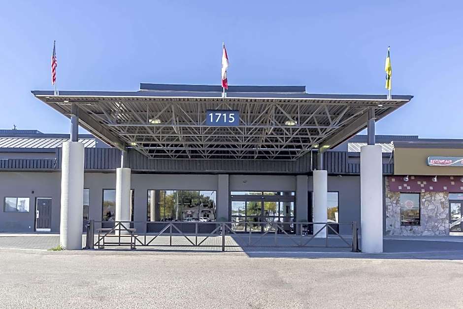 Quality Inn & Suites Saskatoon