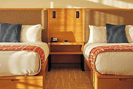 Luxury Queen Room with Two Queen Beds