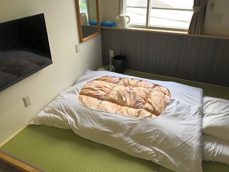 Japanese-Style Single Room - Eco Plan (No Daily Cleaning) - Smoking