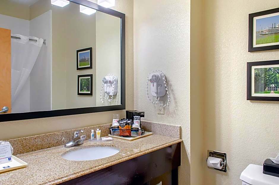 Comfort Inn & Suites Covington - Mandeville