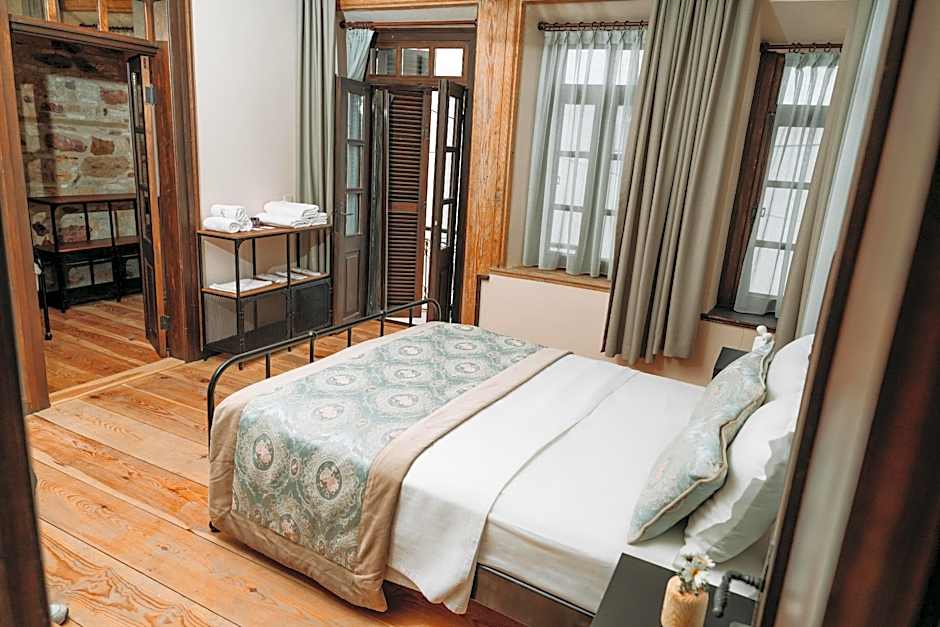 Nill's Stone House Otel