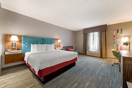 Hampton Inn & Suites Charlotte-Airport