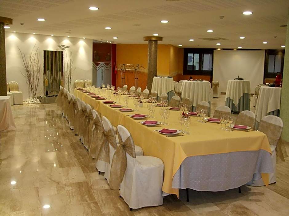 Hotel Fonda Neus