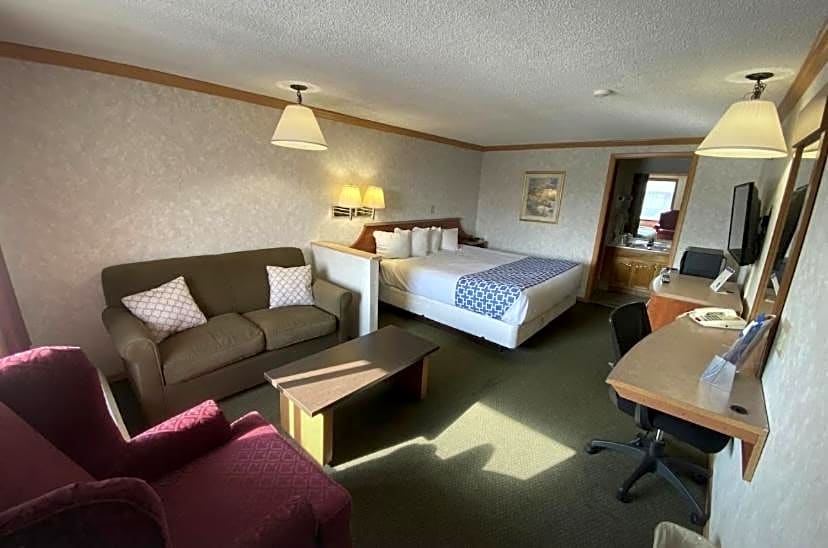 Rodeway Inn & Suites Liverpool