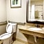 Holiday Inn Express Hotel & Suites Gainesville By IHG