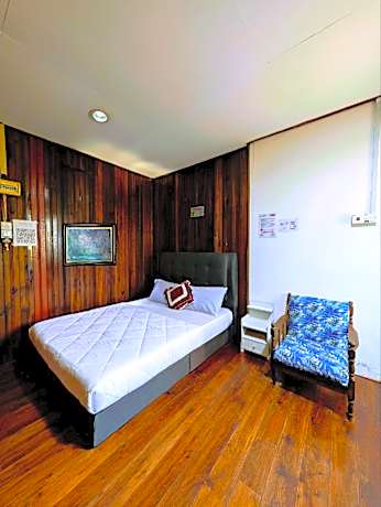 Marang Guesthouse Resort