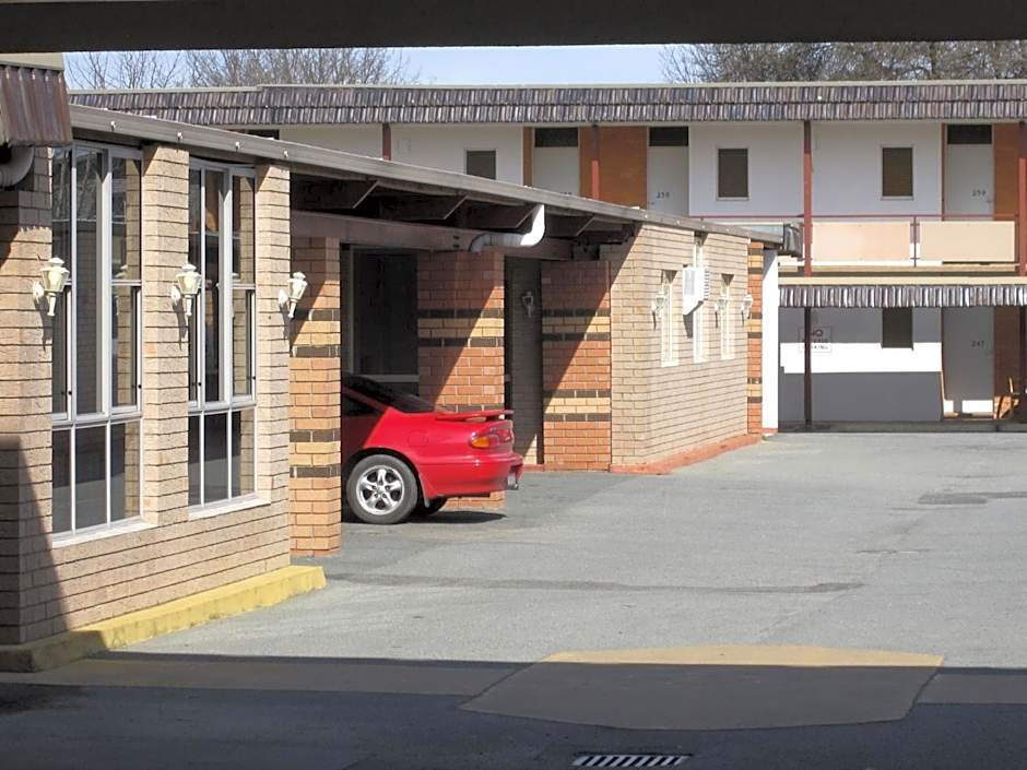 Canberra Lyneham Motor Inn
