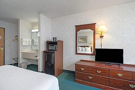2 Queen Beds Non-Smoking
