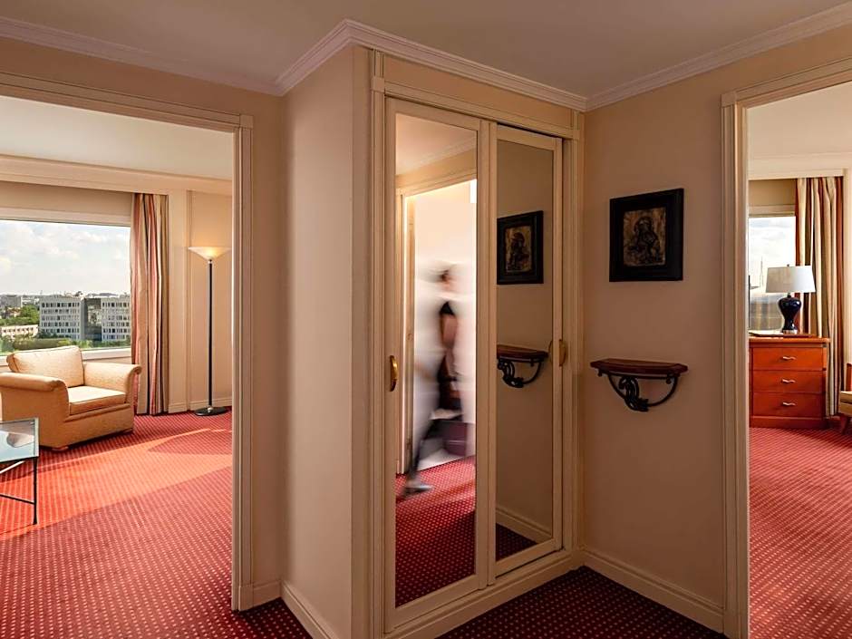 Hotel Pullman Bucharest - World Trade Center
