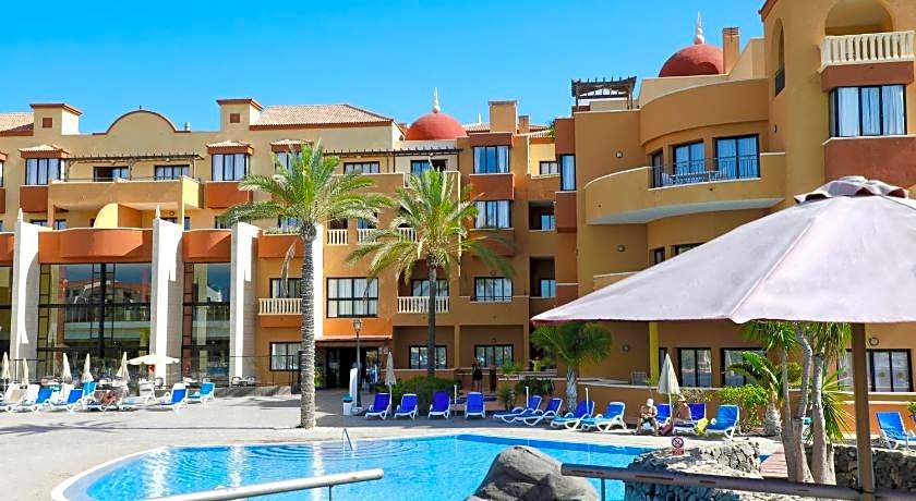 Grand Muthu Golf Plaza Hotel