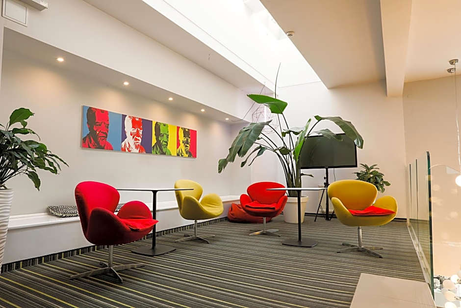 NoBo Hotel - business