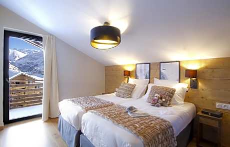 Deluxe Suite (6 Adults)