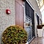 Adresa Suites