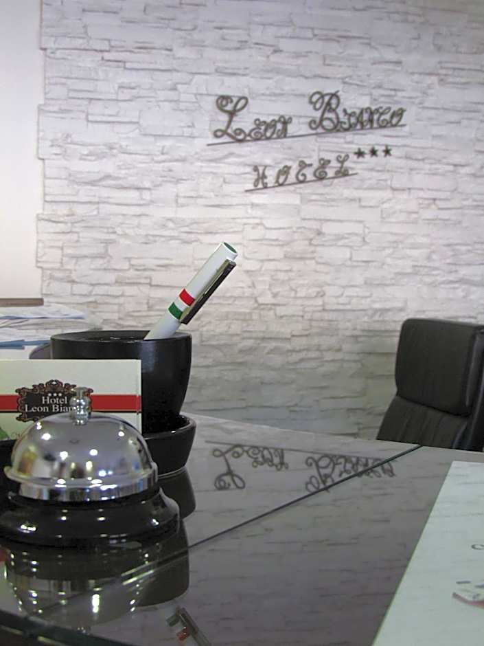 Hotel Leon Bianco