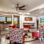 Econo Lodge Inn & Suites