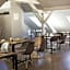 Hotel Forty Four