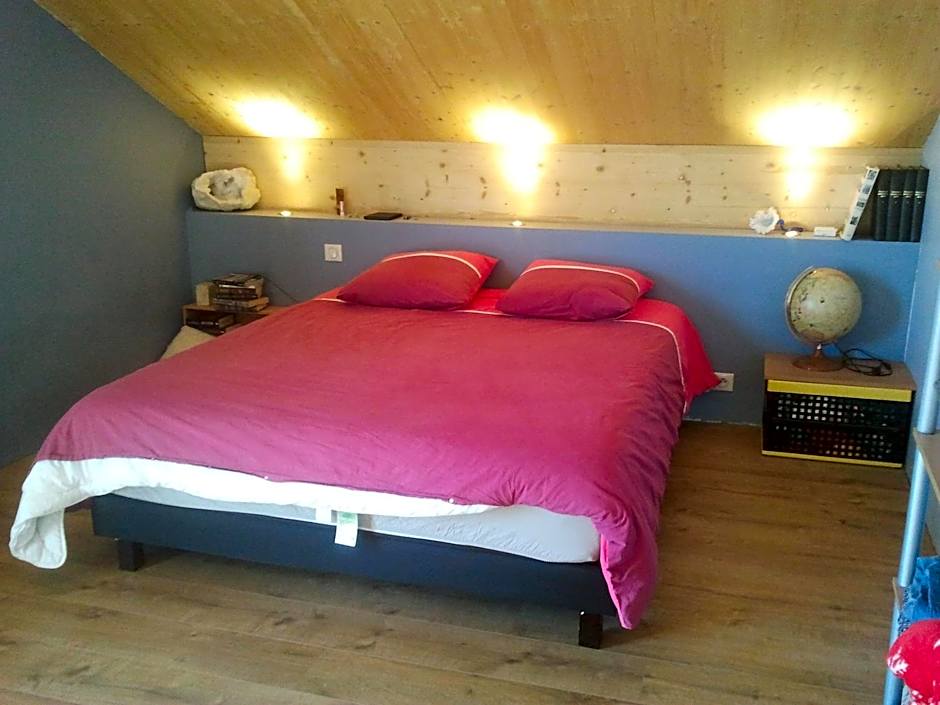 Chambre Chaleureuse chez l'habitant