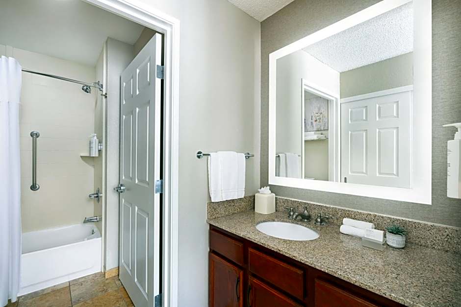 Homewood Suites By Hilton Dallas-Grapevine, Tx