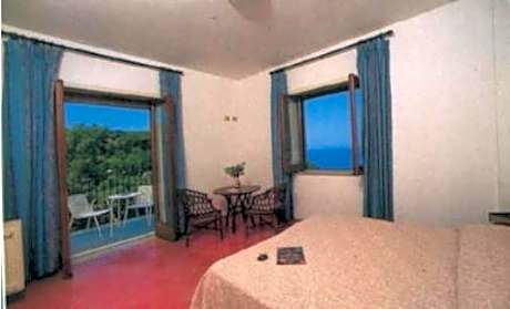 Quadruple Room with Sea View