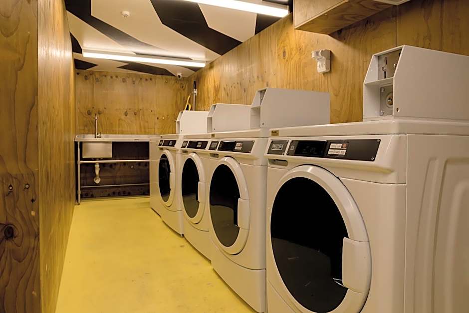 The Black Sheep Backpackers