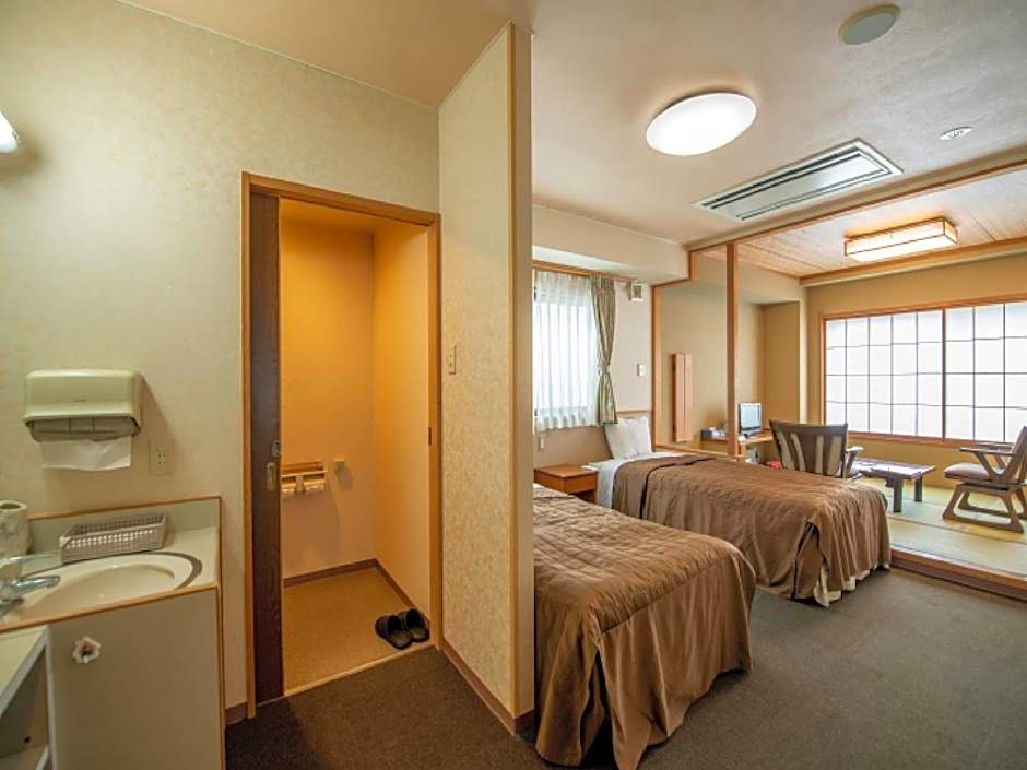 Ryokan Hakura