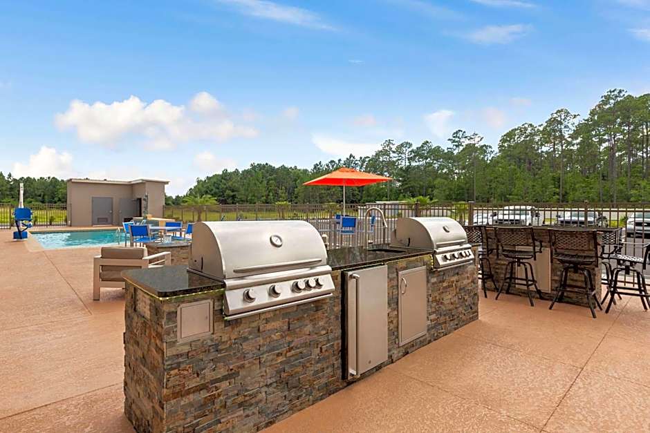 La Quinta Inn & Suites by Wyndham Brunswick/Golden Isles