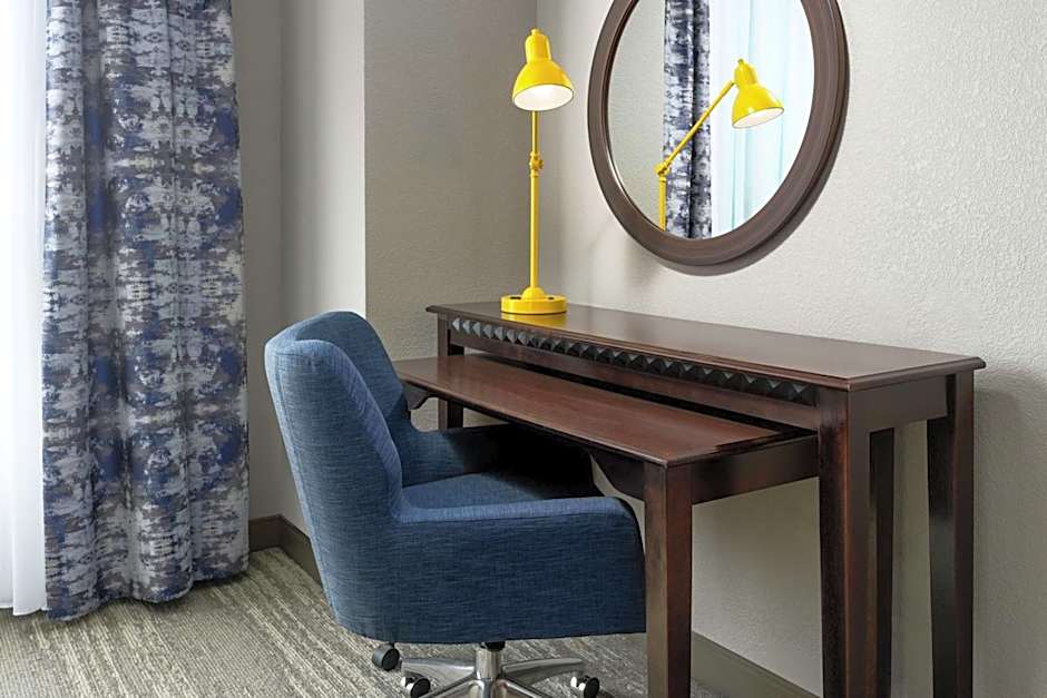 Hampton Inn By Hilton & Suites National Harbor/Alexandria Area