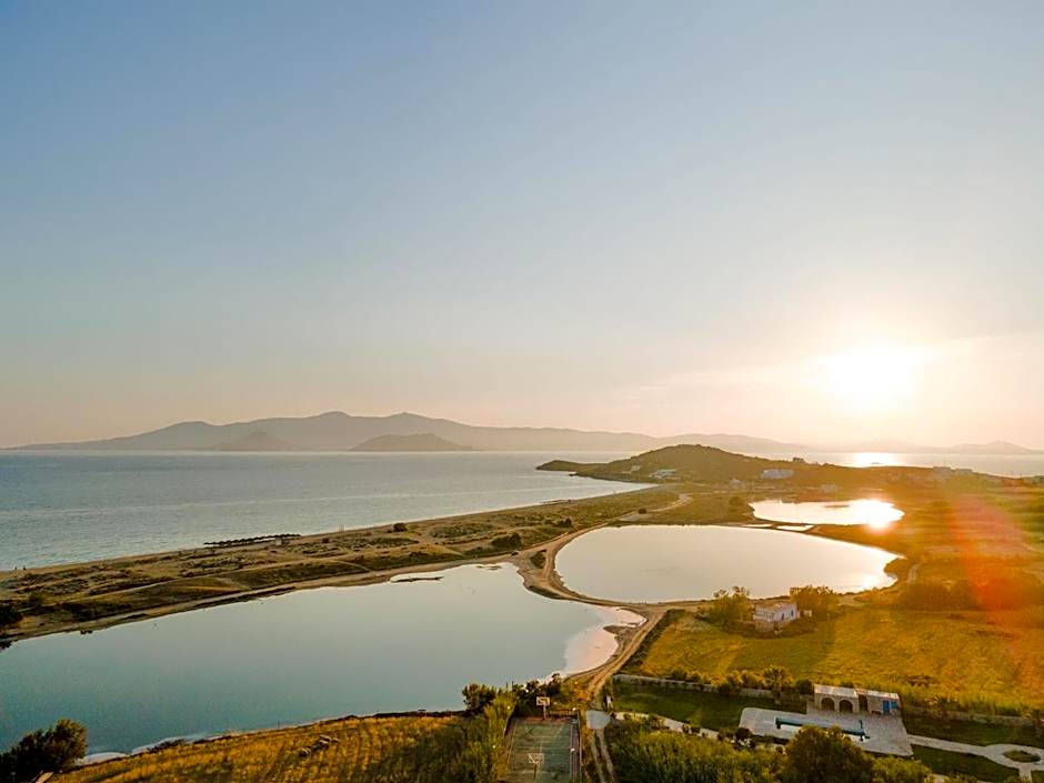 Melidron Hotel & Suites