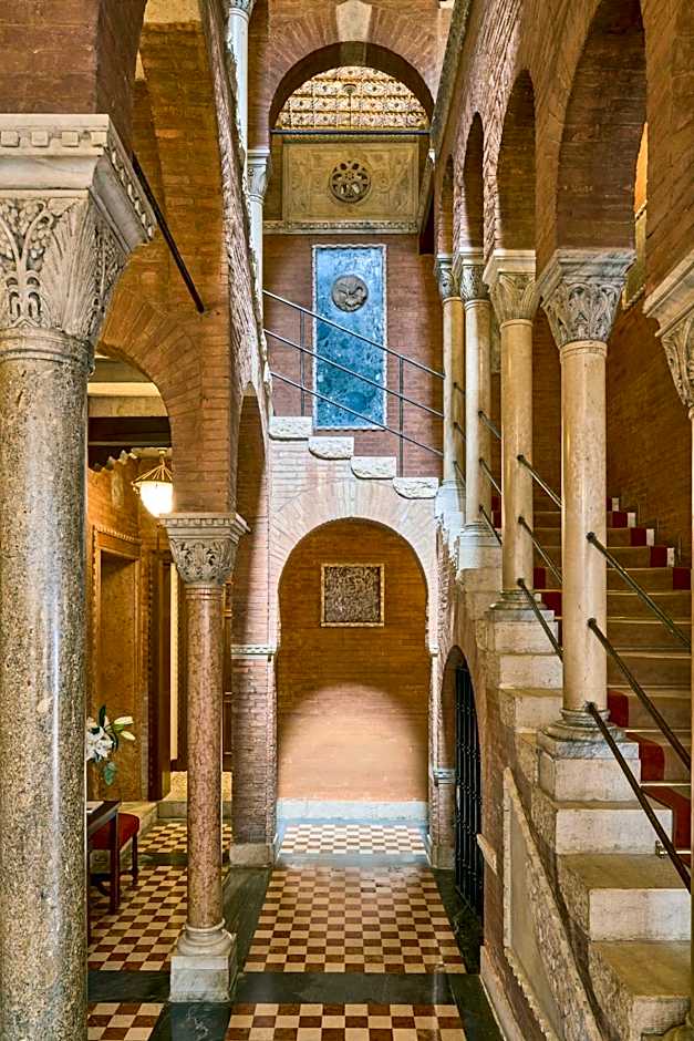 Hotel Palazzo Stern