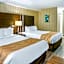Quality Hotel & Suites