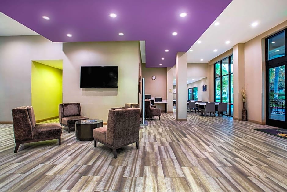 La Quinta Inn & Suites by Wyndham Pomona