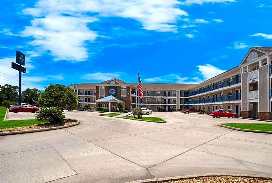 Suburban Studios Biloxi North Area