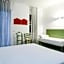 Lia Art Hotel