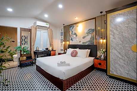 Superior Double Room with Window