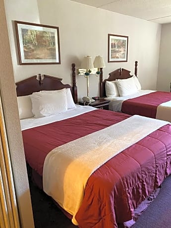 Queen Room with Two Queen Beds